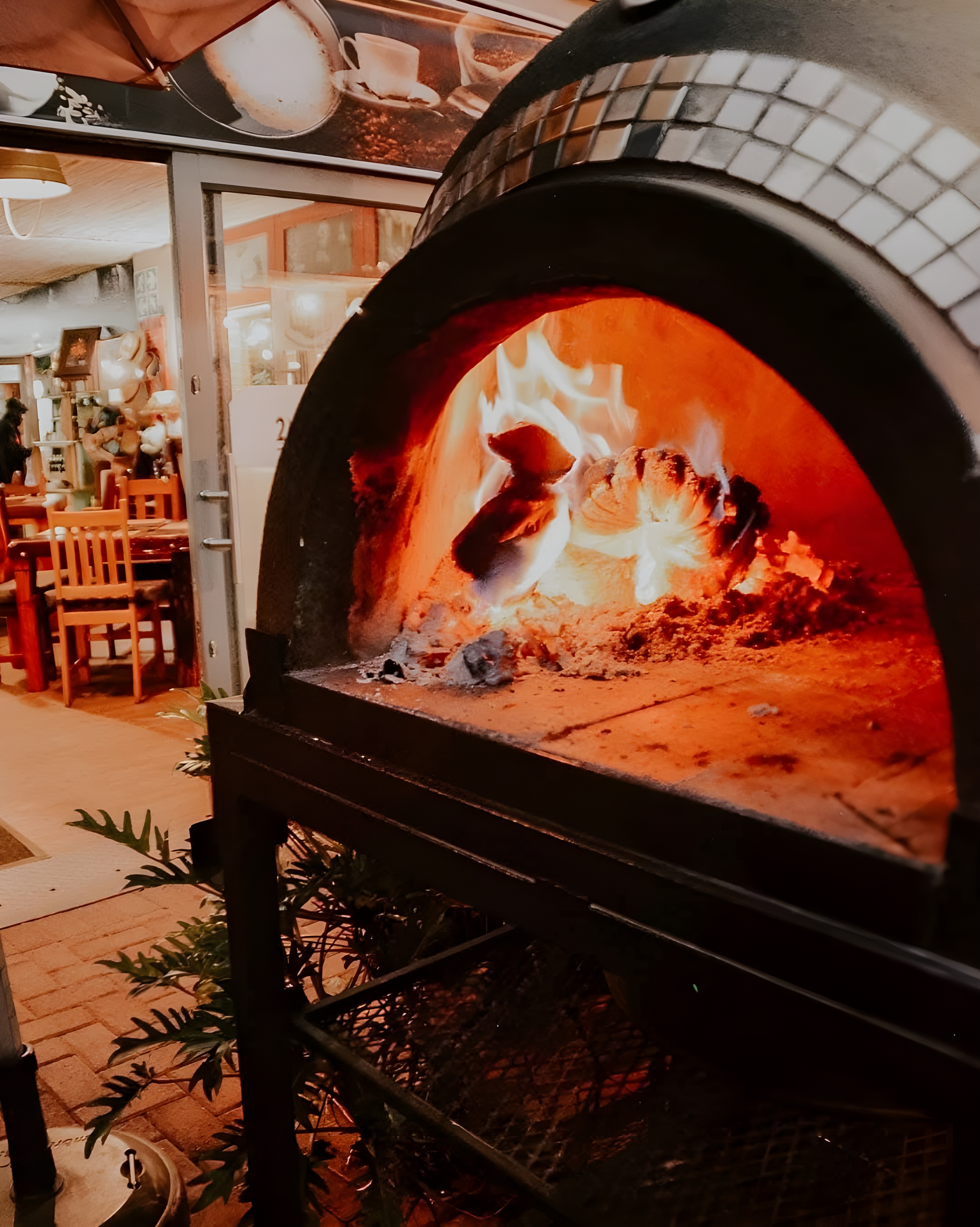 Cozy dining area at 2Moro's Bistro
